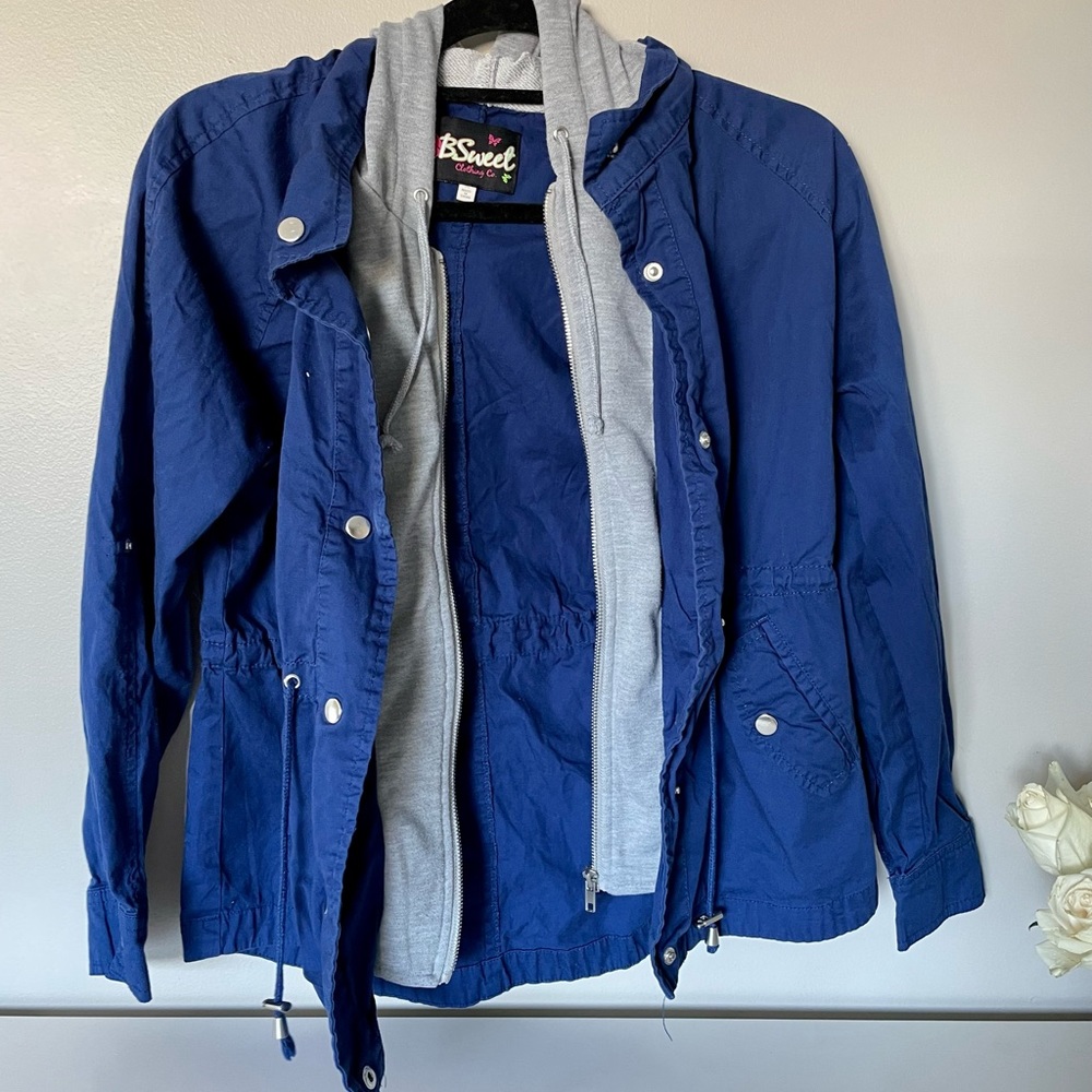 Navy Jacket 🧥 - Picture 2 of 7